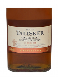 Talisker  30 Year Old (Bottled 2015) Single Malt Whisky 700ml w/box